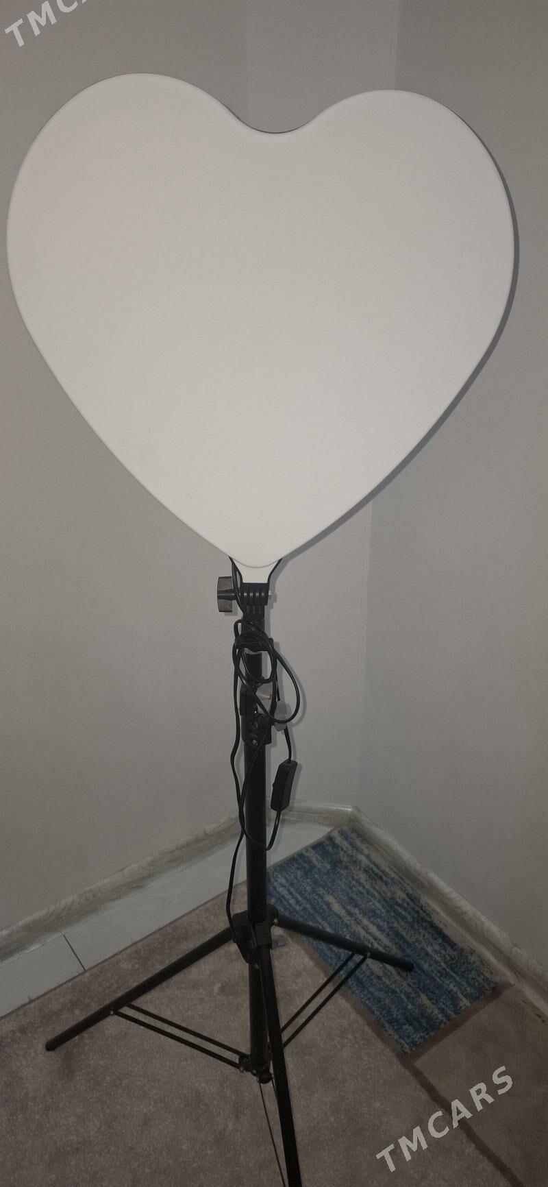 кольцевая лампа - Мир 2 - img 1