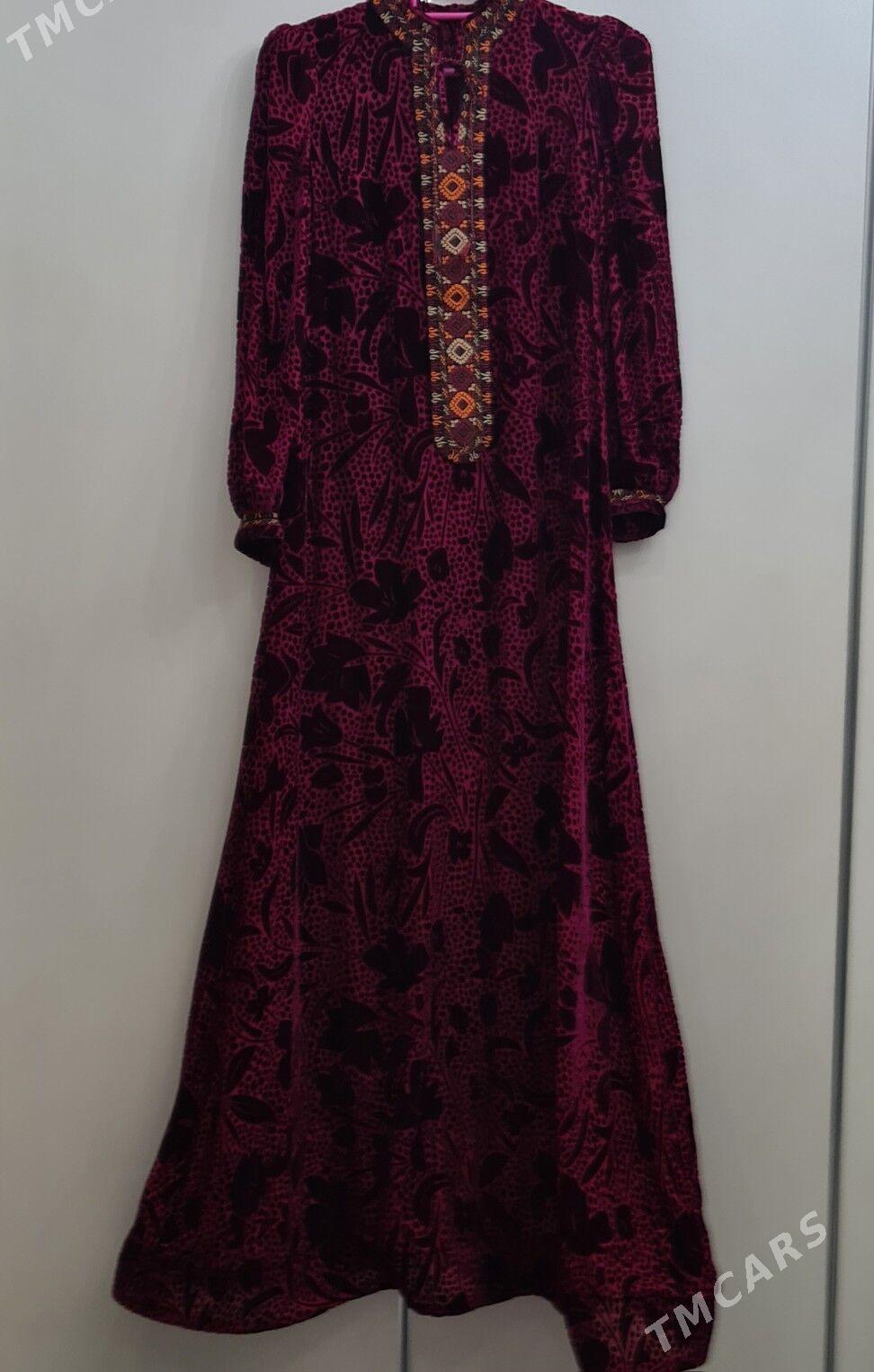 Toy koynek pombah gyzyl - Ашхабад - img 1