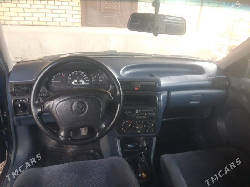 Opel Astra 1993 - 35 000 TMT - Мары - img 1