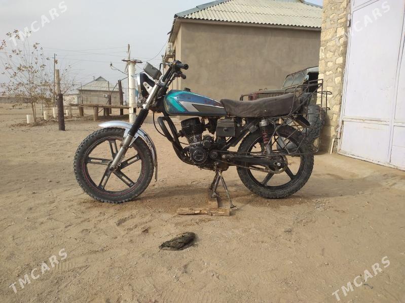 Fekon FK150-8G 2015 - 6 000 TMT - Балканабат - img 1