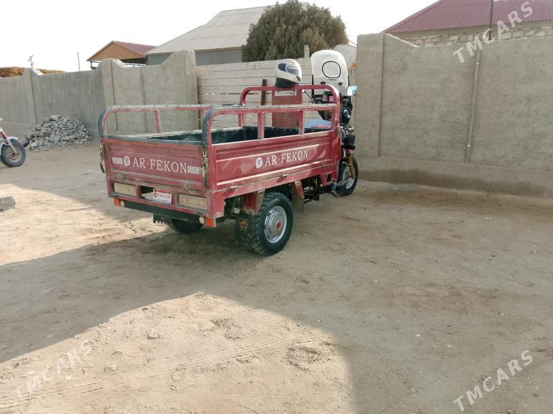 Fekon FK200-14G 2017 - 17 000 TMT - Гумдаг - img 1