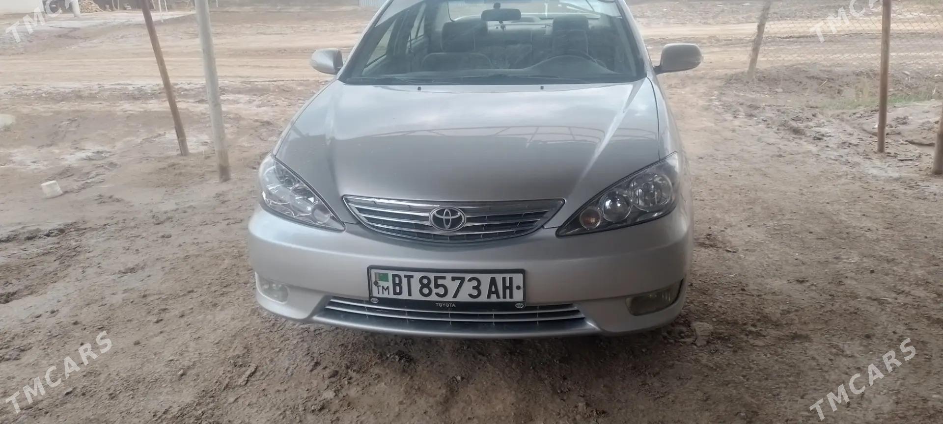 Toyota Camry 2003 - 160 000 TMT - Теджен - img 1