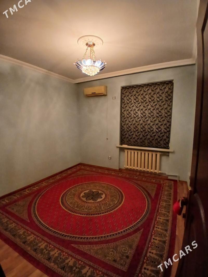 11 nji mkr 3 komnat - 11 мкр - img 1