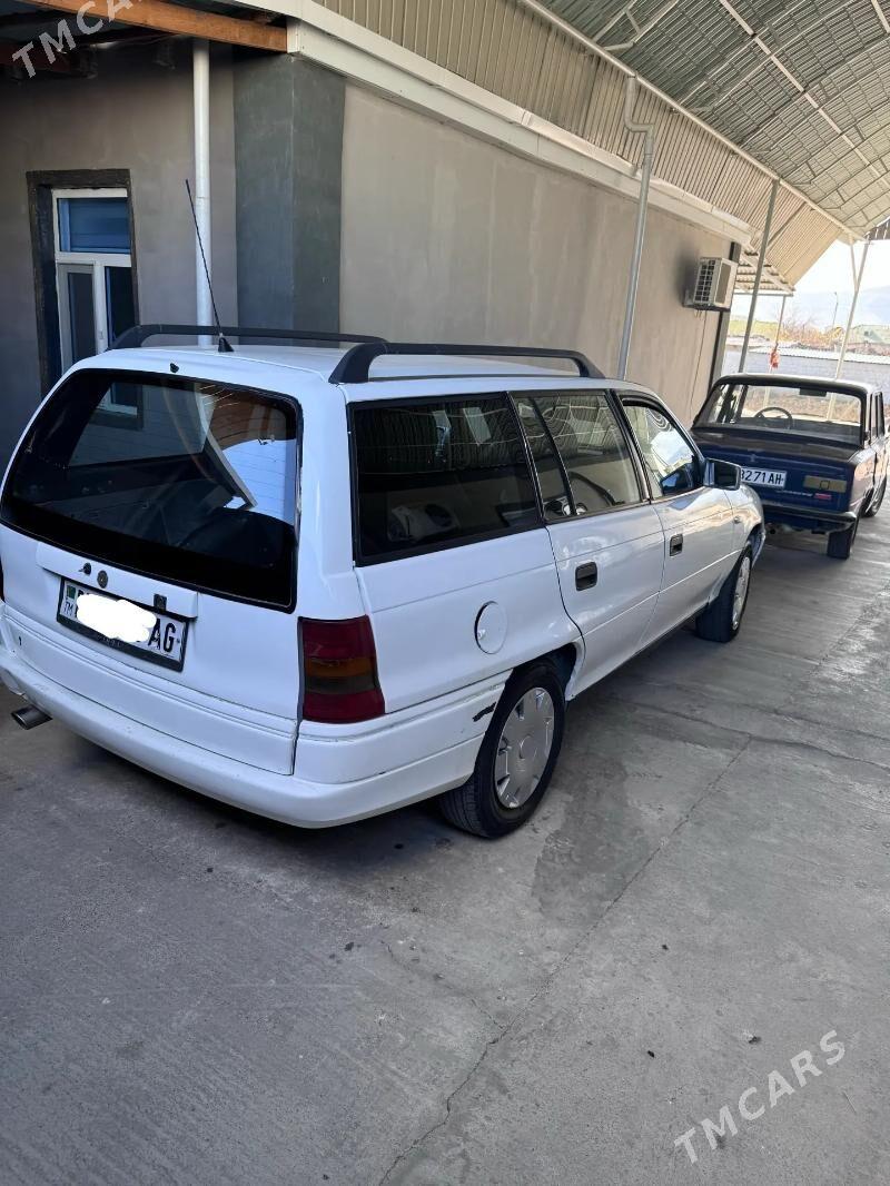 Opel Astra 1994 - 30 000 TMT - Büzmeýin - img 1
