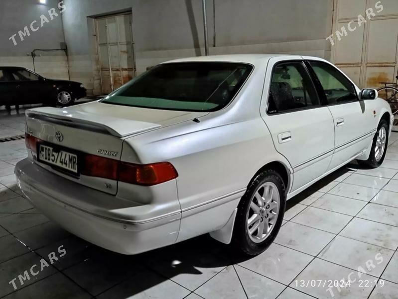 Toyota Camry 2000 - 170 000 TMT - Мары - img 1