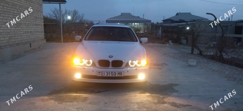 BMW 525 2001 - 155 000 TMT - Байрамали - img 1