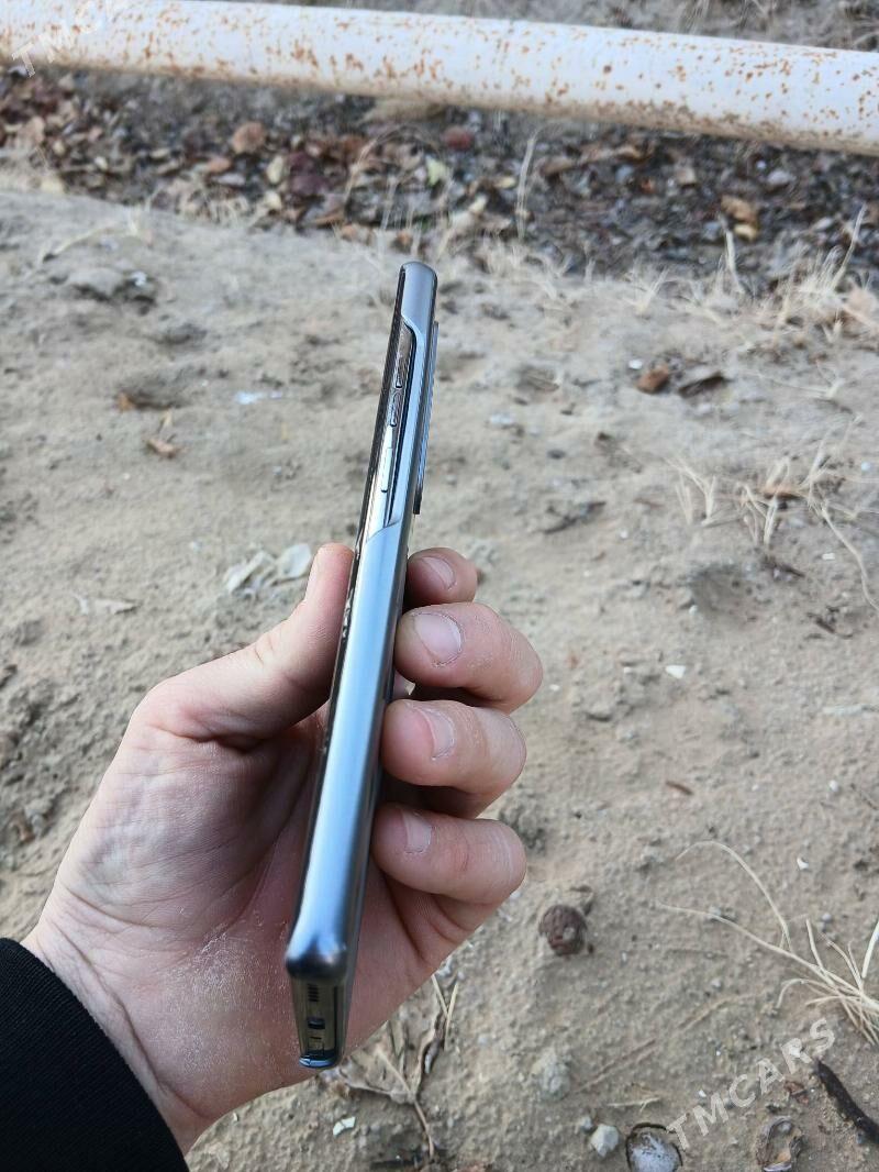 Canon 20 pro - Sakarçäge - img 1