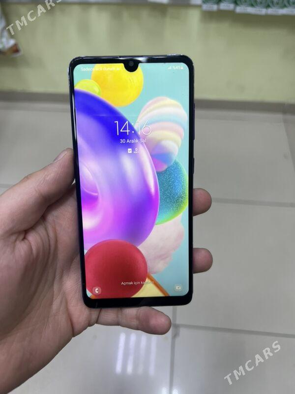 Samsung A41 - Торговый центр "15 лет Независимости" - img 1