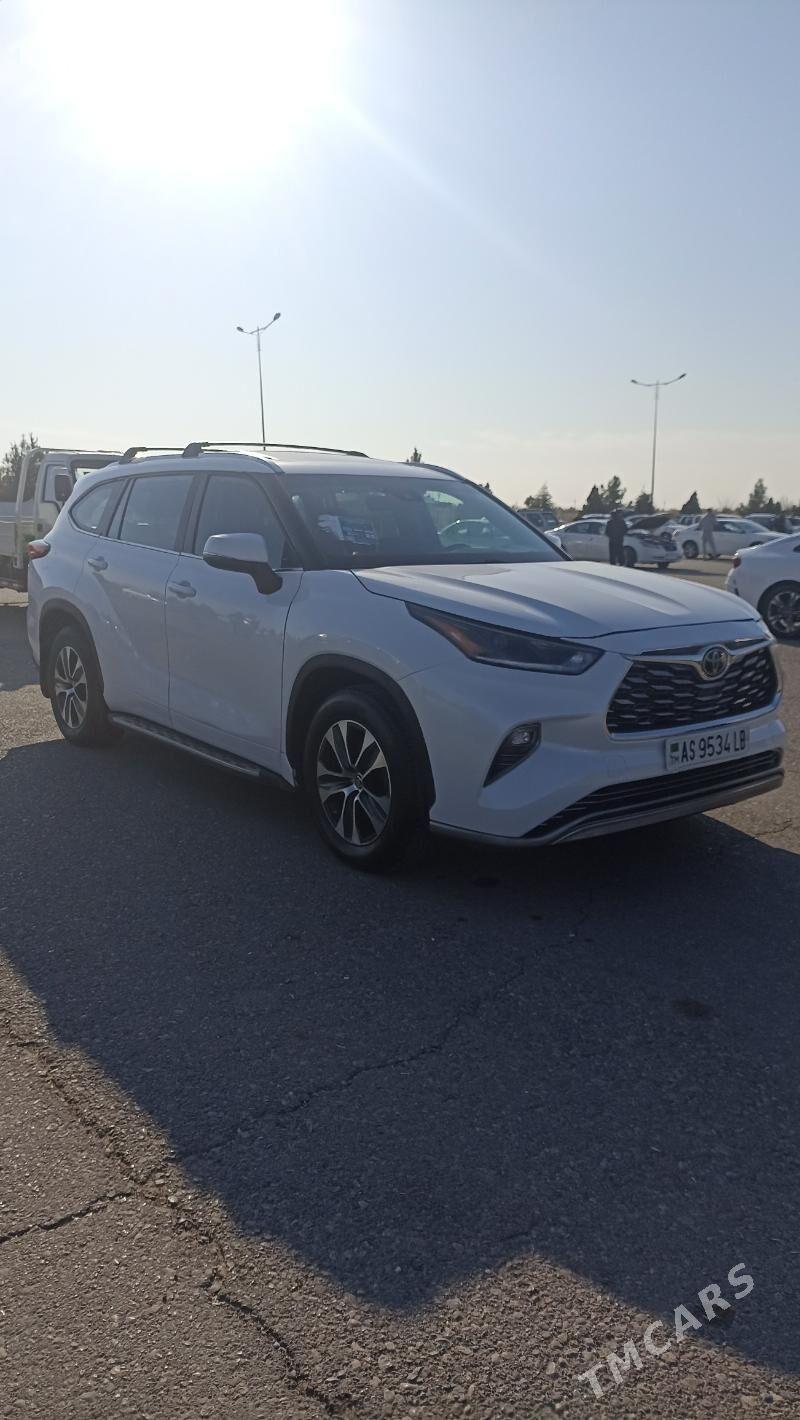 Toyota Highlander 2022 - 560 000 TMT - Türkmenabat - img 1
