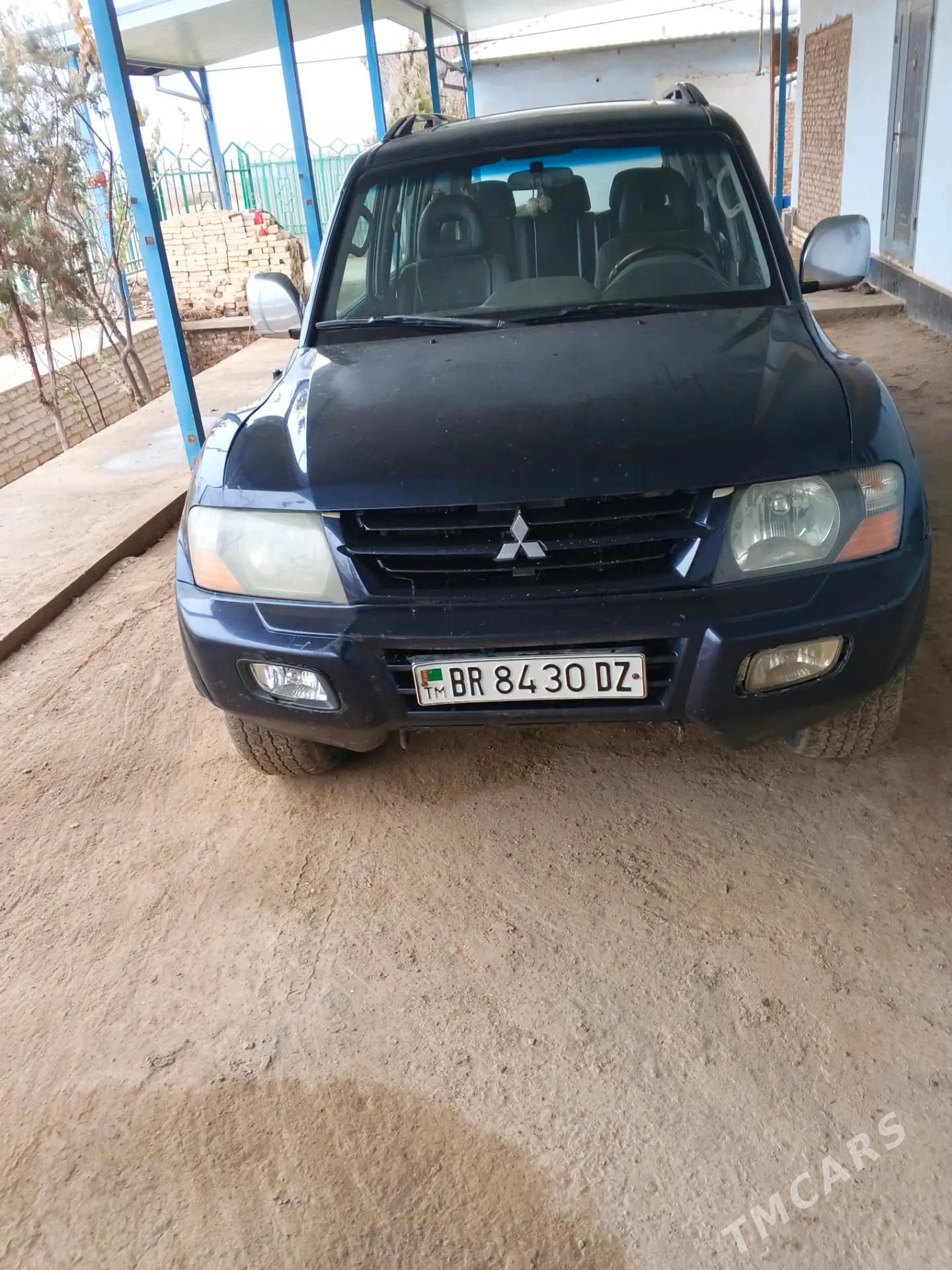 Mitsubishi Pajero 2002 - 100 000 TMT - Gurbansoltan Eje - img 1