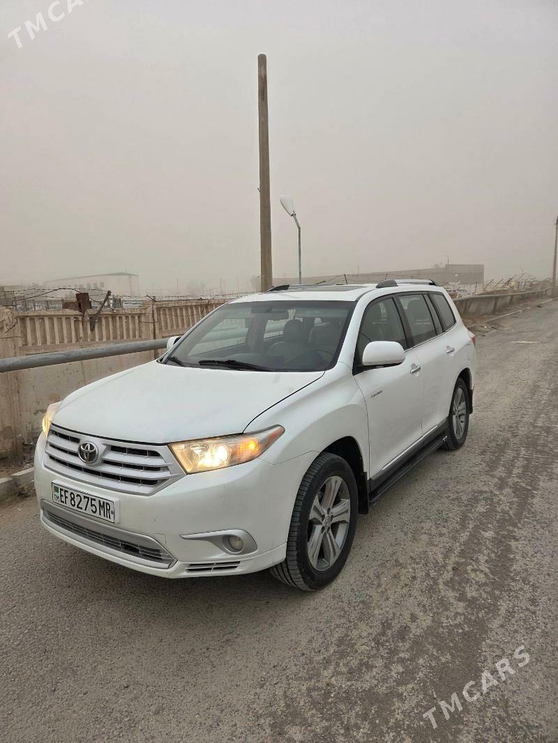 Toyota Highlander 2012 - 330 000 TMT - Ёлётен - img 1