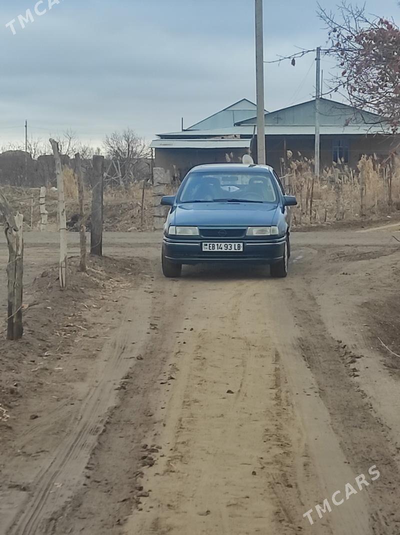 Opel Vectra 1994 - 45 000 TMT - Дарганата - img 1