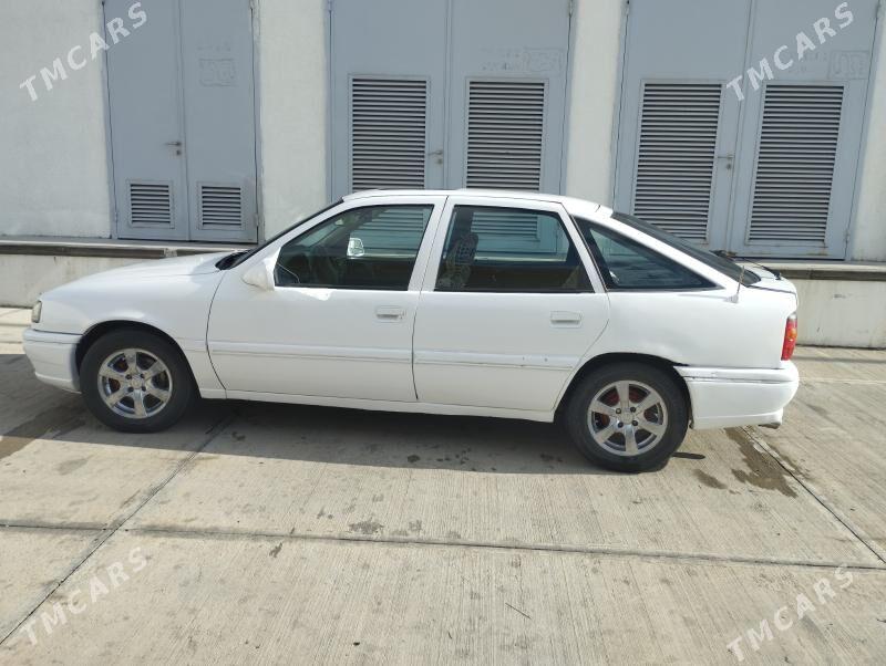 Opel Vectra 1993 - 35 000 TMT - Туркменбаши - img 1
