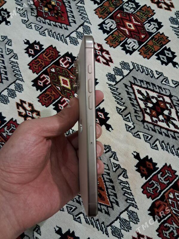 iphone 16 pro max - Mary - img 1