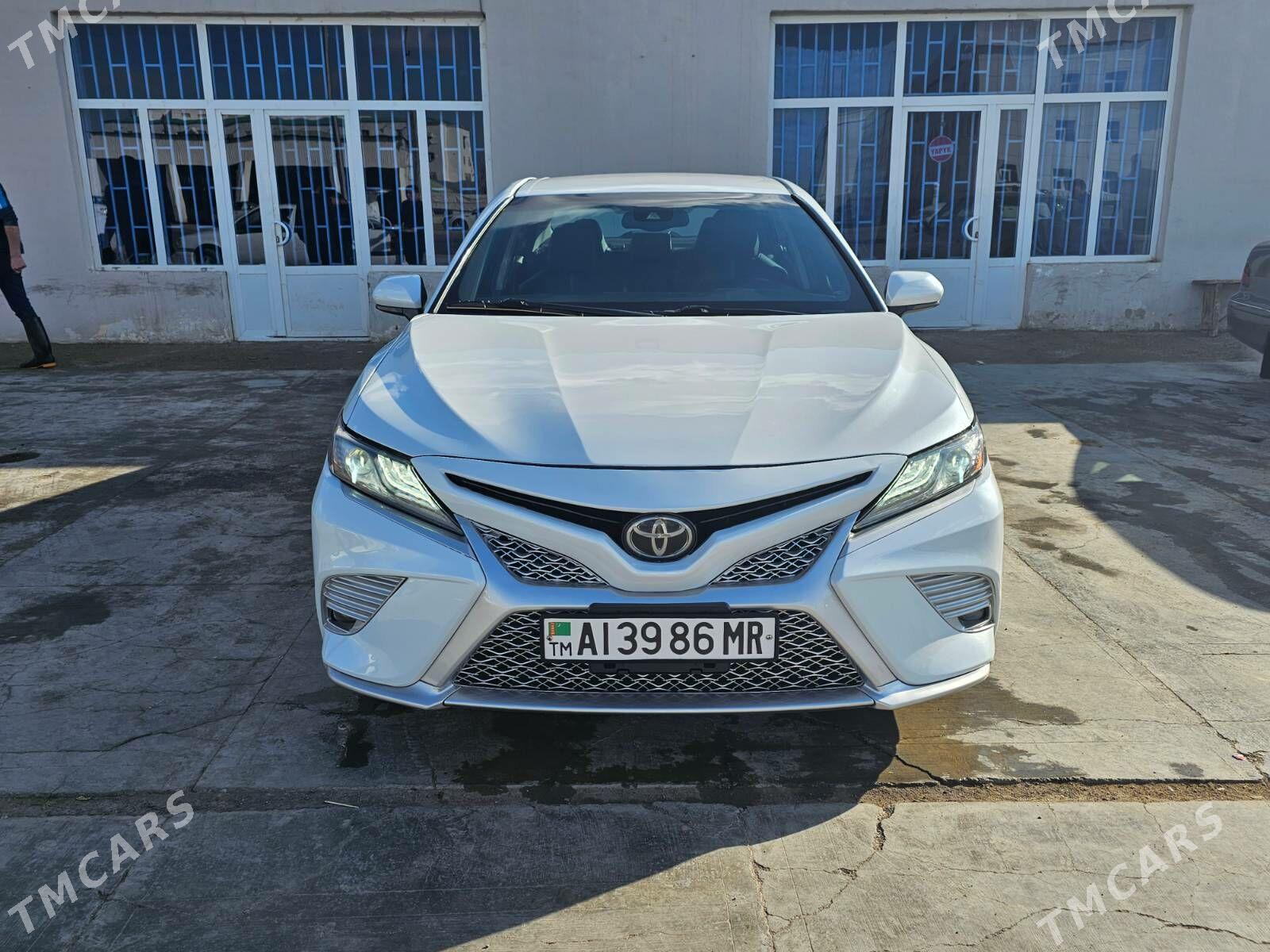 Toyota Camry 2019 - 300 000 TMT - Мары - img 1