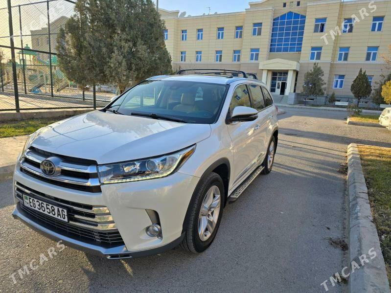 Toyota Highlander 2018 - 458 000 TMT - Ашхабад - img 1