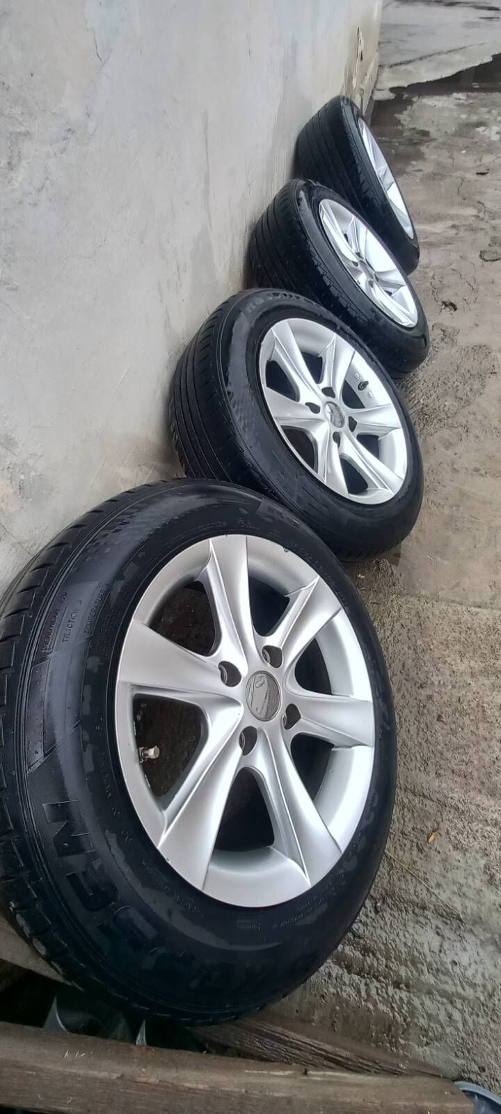 15lik diska nissan versa 3 500 TMT - Ашхабад - img 1