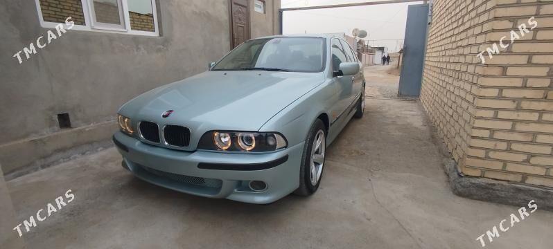 BMW E39 1999 - 90 000 TMT - Мургап - img 1