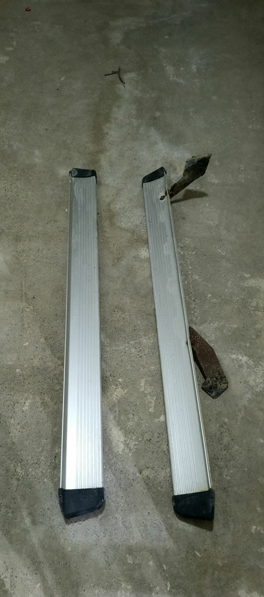 Podnoska 1 500 TMT - Arkadag - img 1