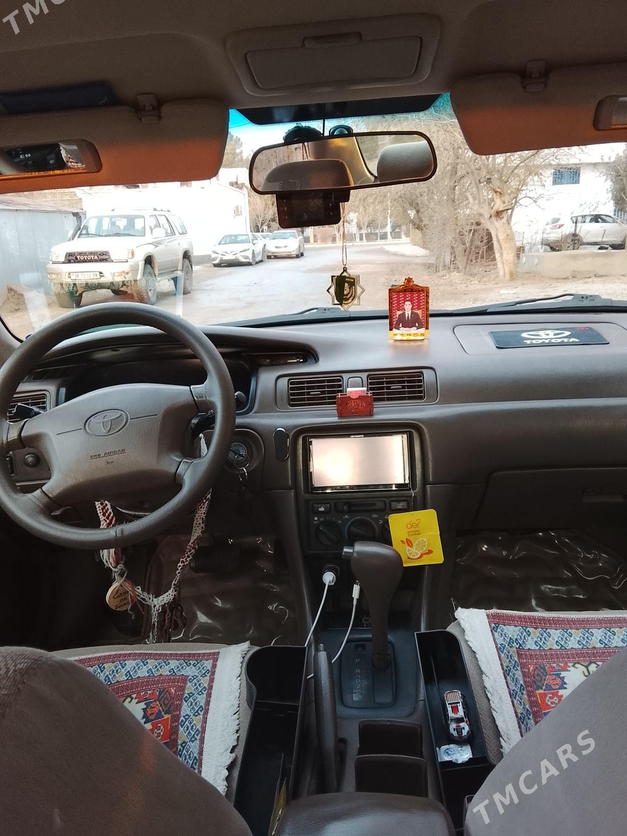 Toyota Camry 1999 - 135 000 TMT - Balkanabat - img 1