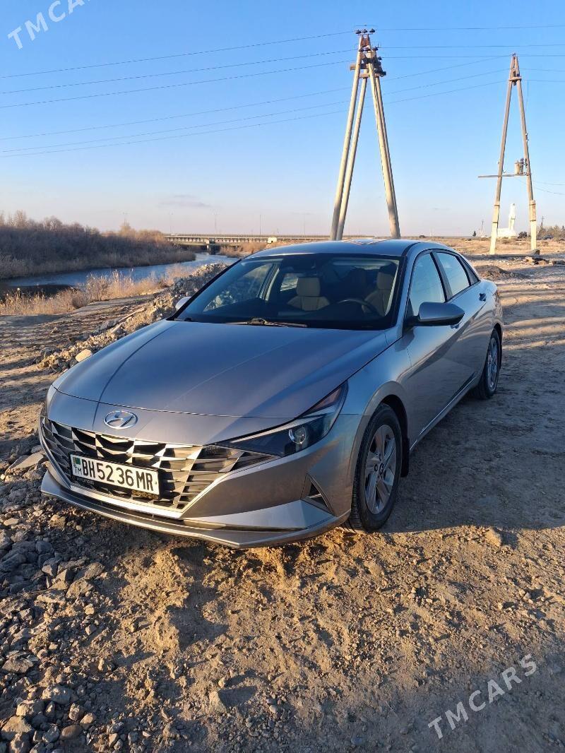 Hyundai Elantra 2021 - 240 000 TMT - Байрамали - img 1