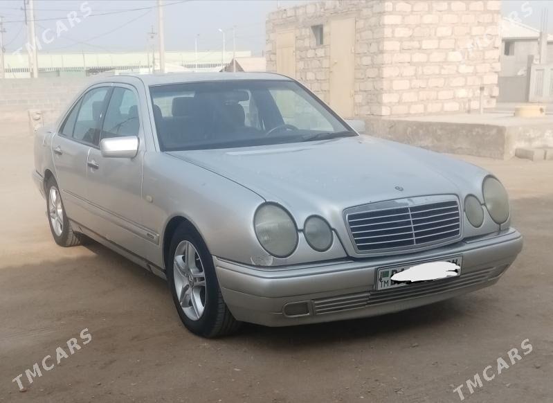 Mercedes-Benz E320 1997 - 58 000 TMT - Gumdag - img 1