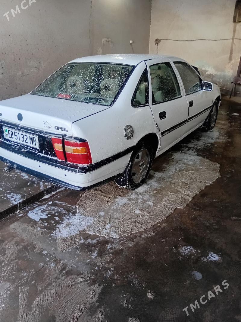 Opel Vectra 1991 - 30 000 TMT - Mary - img 1