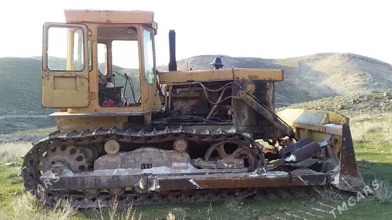 MTZ 80 2005 - 80 000 TMT - Köýtendag - img 1