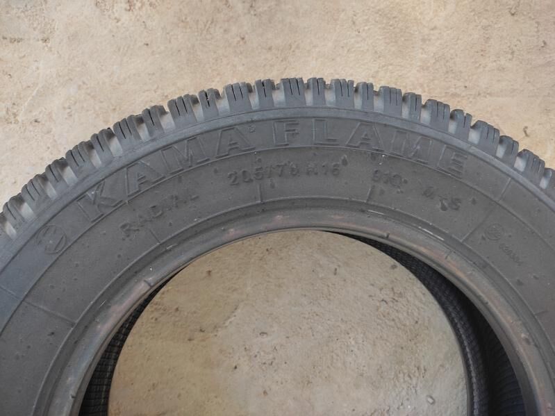 Niva pakeyshka  205/70/16 1 500 TMT - Теджен - img 1