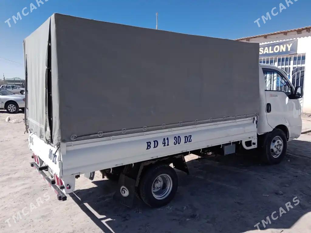 Kia Bongo 2014 - 220 000 TMT - етр. Туркменбаши - img 1