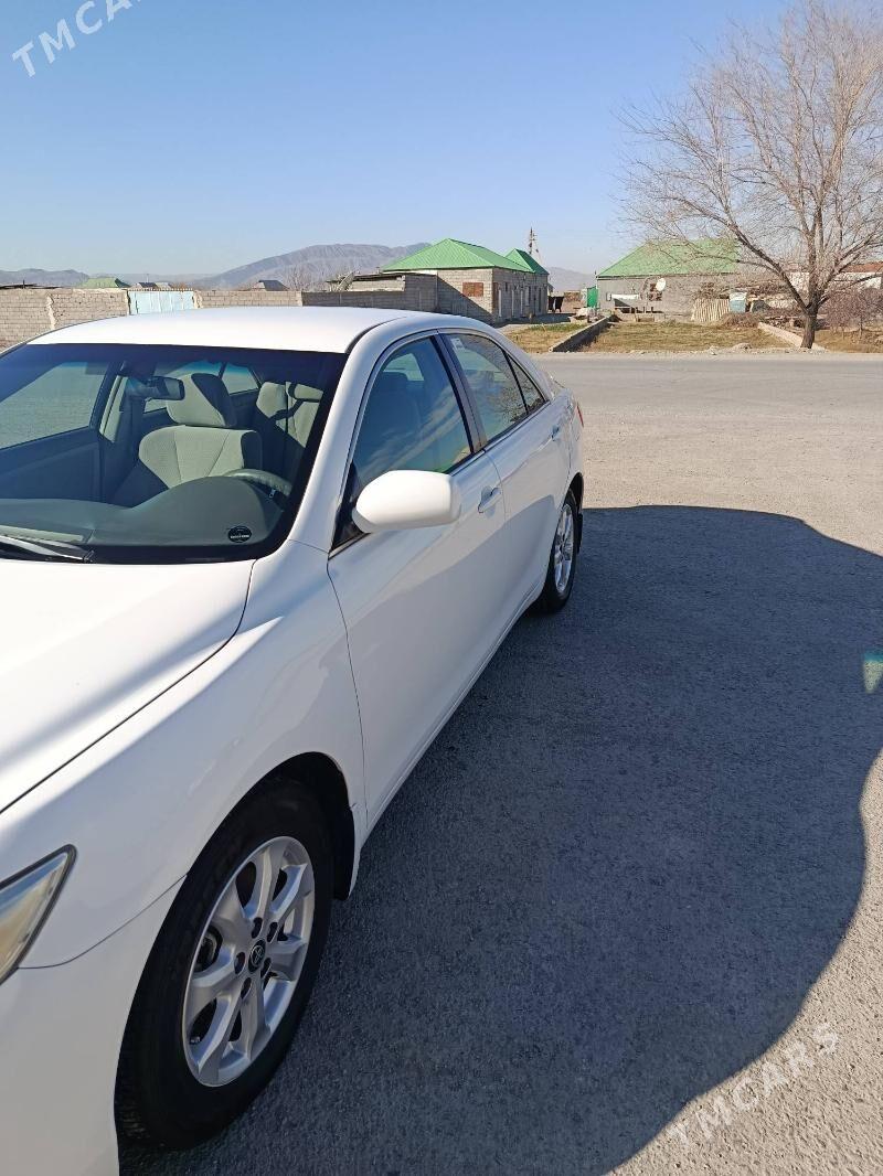 Toyota Camry 2010 - 196 000 TMT - Гёкдепе - img 1