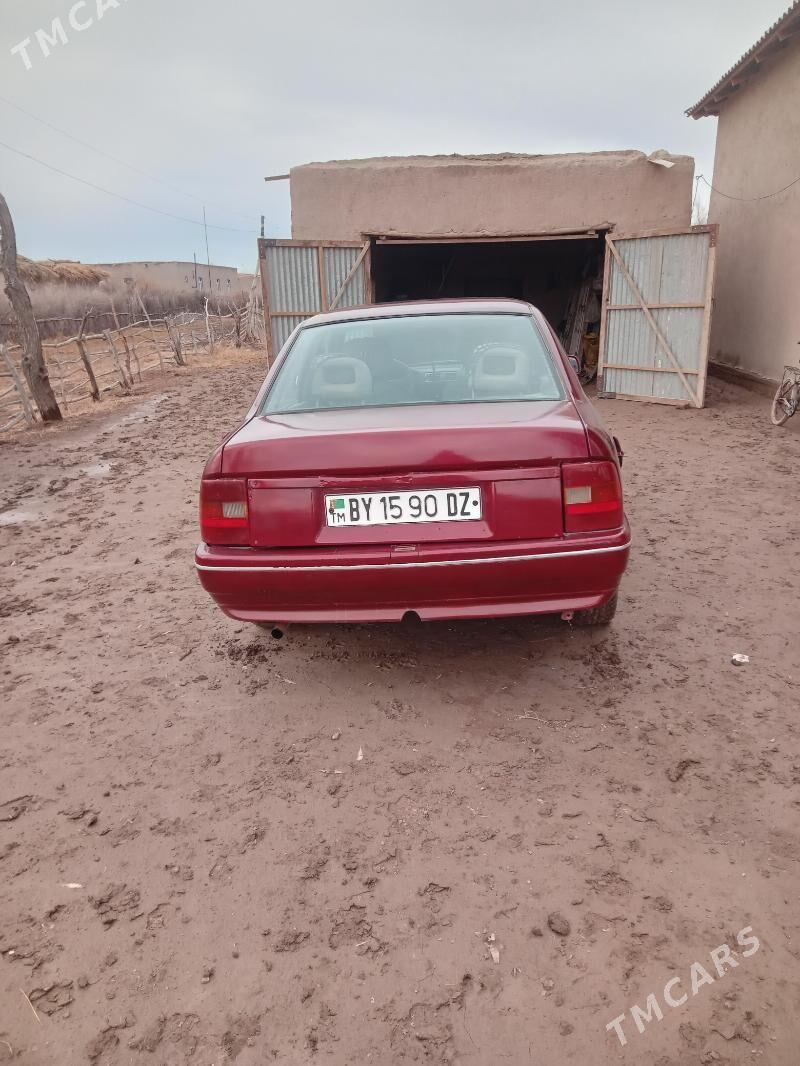 Opel Vectra 1990 - 22 000 TMT - Türkmenbaşy etr. - img 1