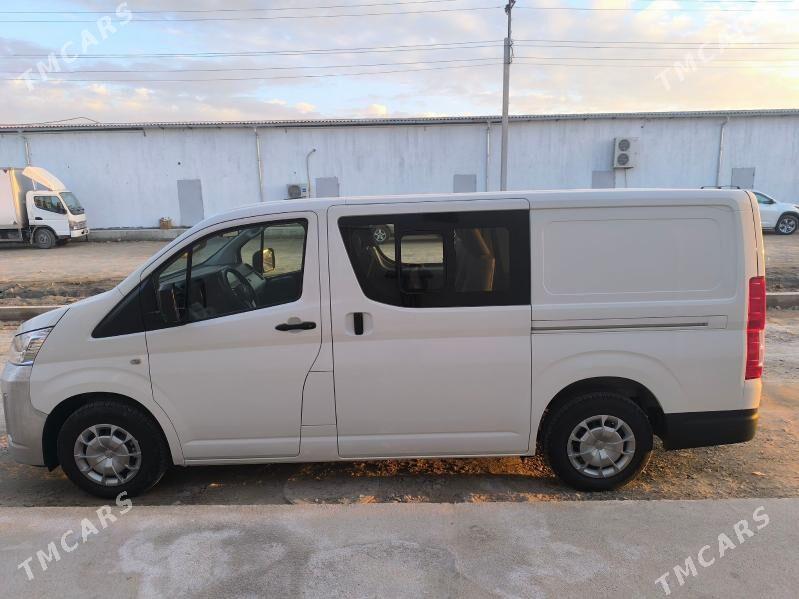 Toyota Hiace 2025 - 630 000 TMT - Mary - img 1