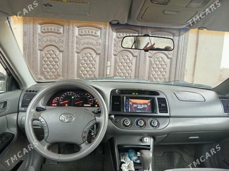 Toyota Camry 2005 - 165 000 TMT - Şabat etr. - img 1