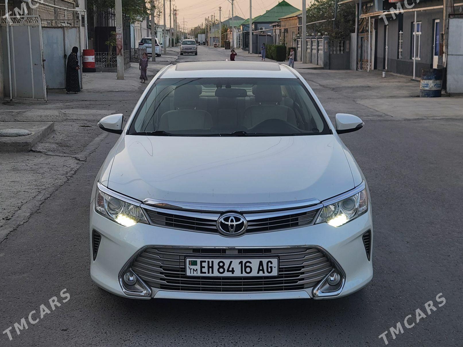 Toyota Camry 2015 - 400 000 TMT - Gurtly - img 1