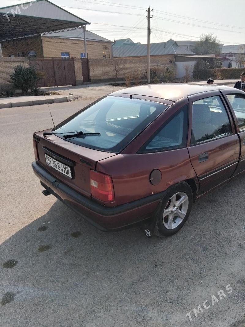 Opel Vectra 1990 - 30 000 TMT - Мары - img 1