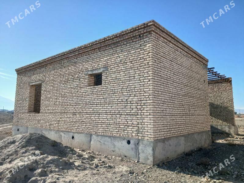 Mellek ýer - Bäherden - img 1