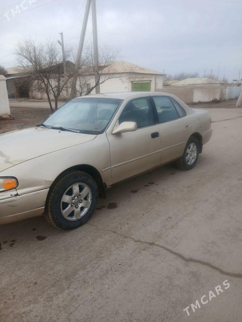 Toyota Camry 1994 - 84 000 TMT - Болдумсаз - img 1