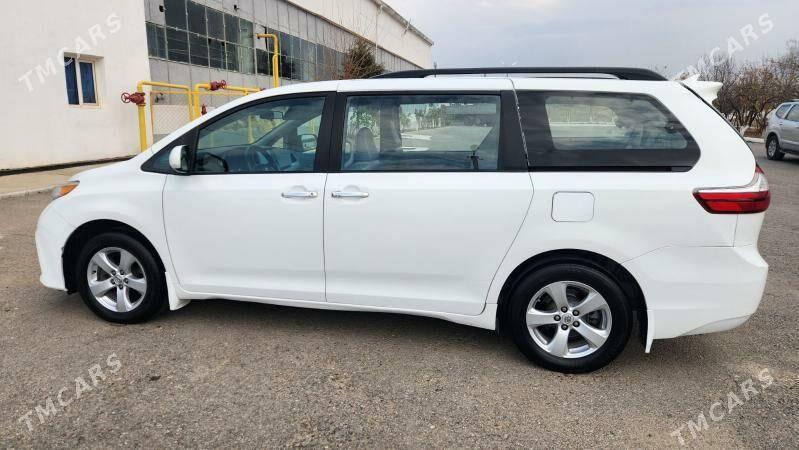 Toyota Sienna 2016 - 350 000 TMT - Büzmeýin - img 1