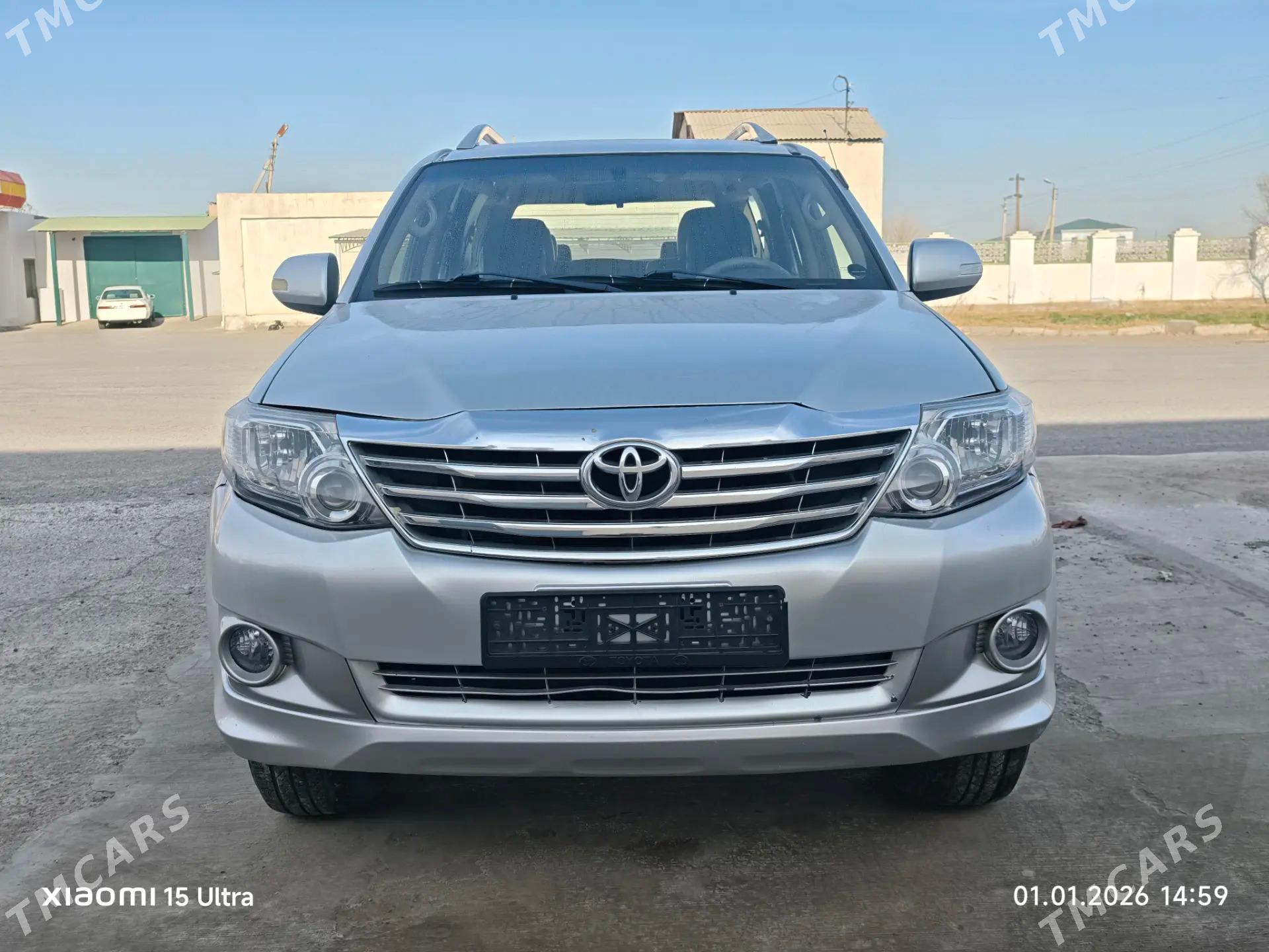 Toyota Fortuner 2012 - 400 000 TMT - Туркменабат - img 1