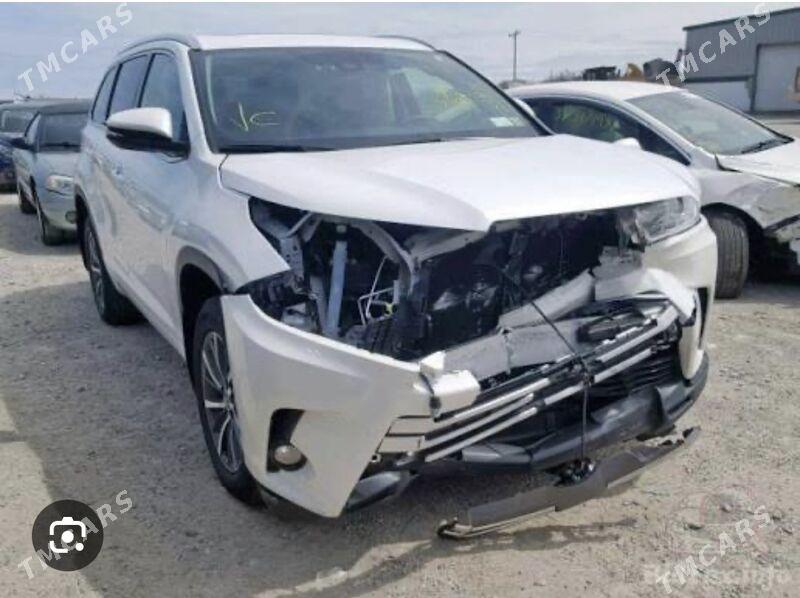 Toyota Highlander 2017 - 470 000 TMT - Ашхабад - img 1