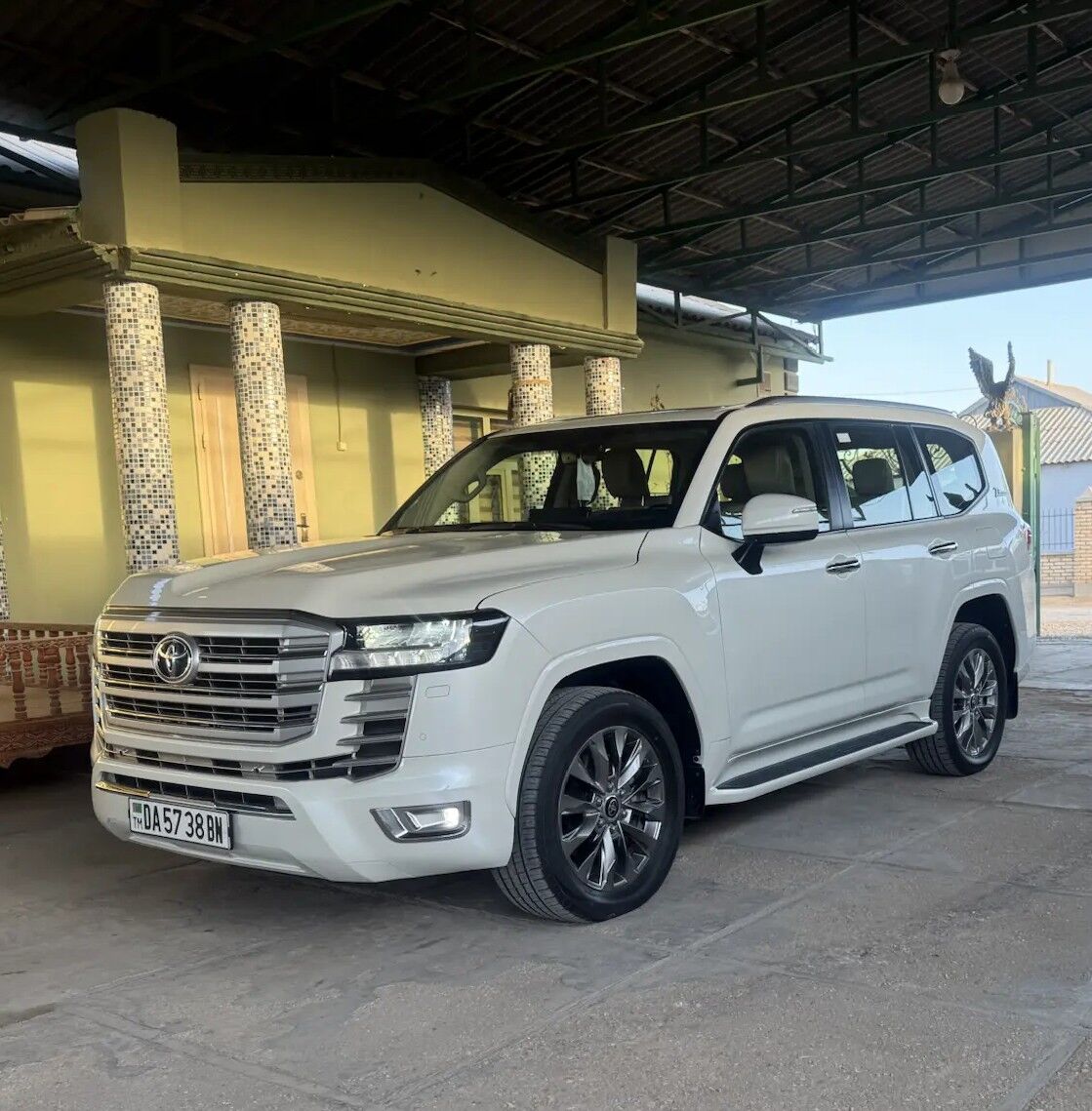 Toyota Land Cruiser 2023 - 1 500 000 TMT - Gumdag - img 1