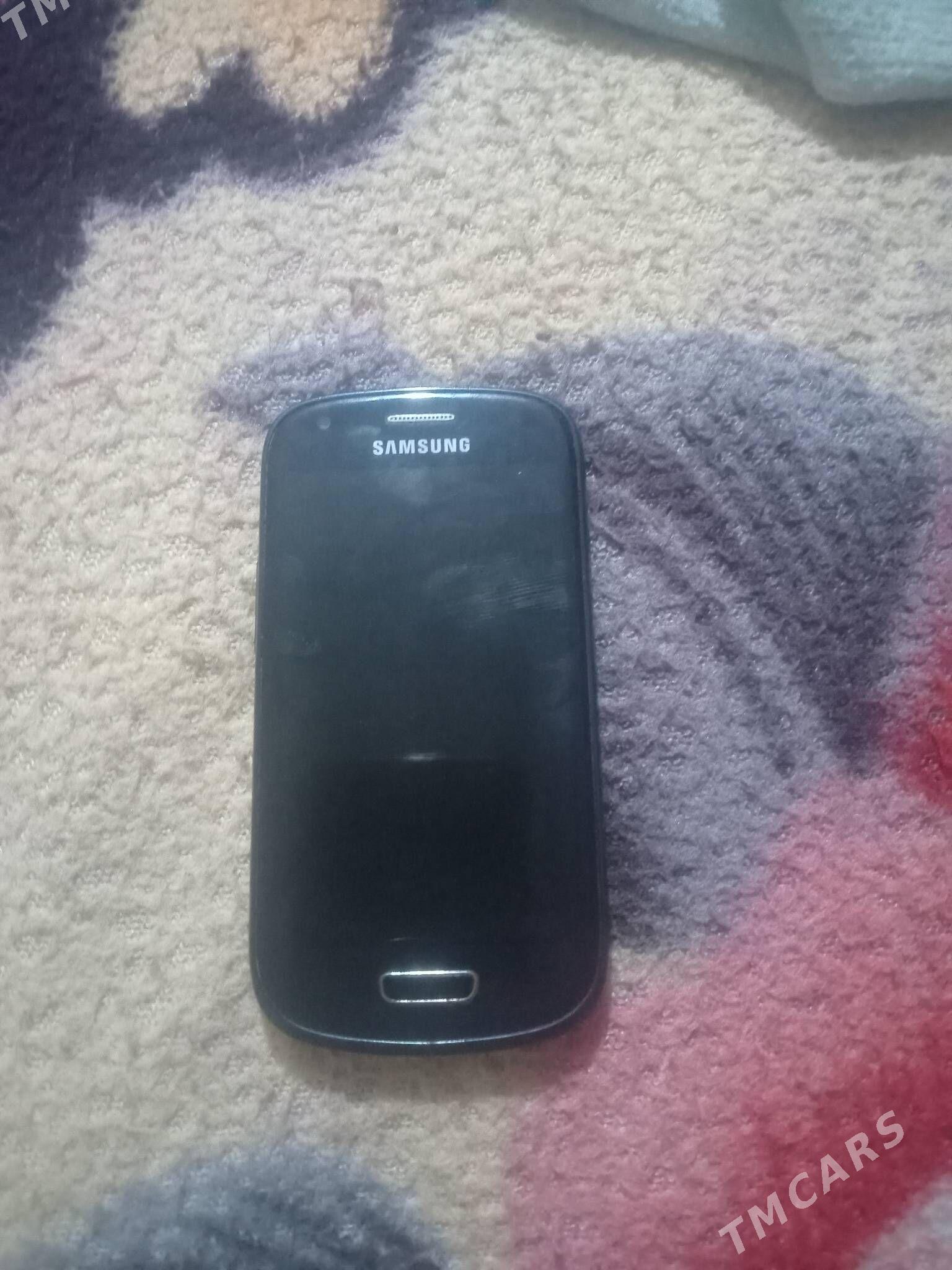 Samsung gt-i8200 - Мары - img 1