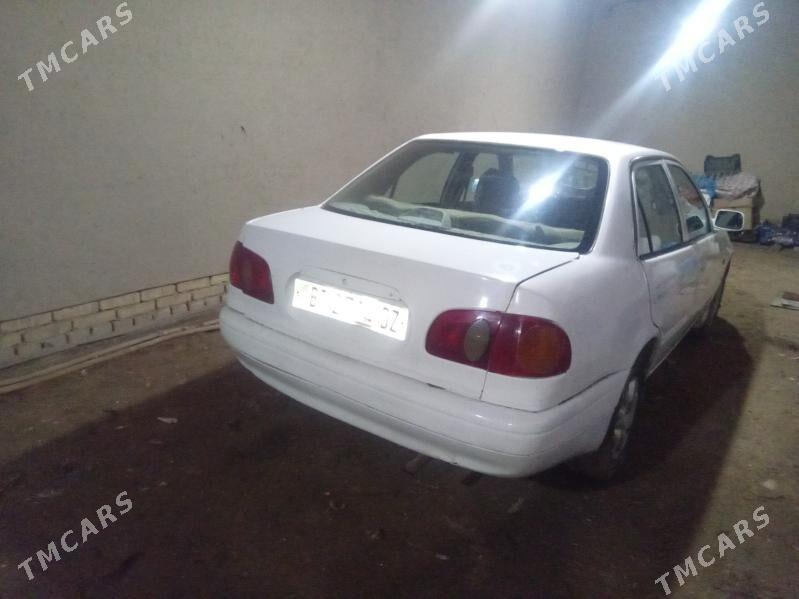 Toyota Corolla 1998 - 36 000 TMT - Гурбансолтан Едже - img 1