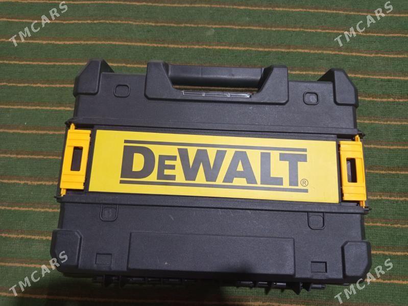 Lazer - Гурбансолтан Едже - img 1