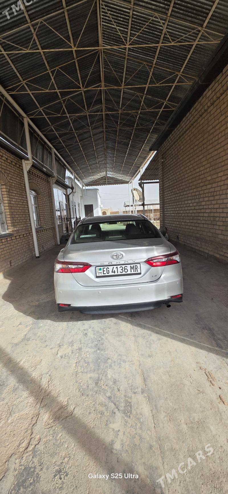 Toyota Camry 2021 - 250 000 TMT - Мары - img 1