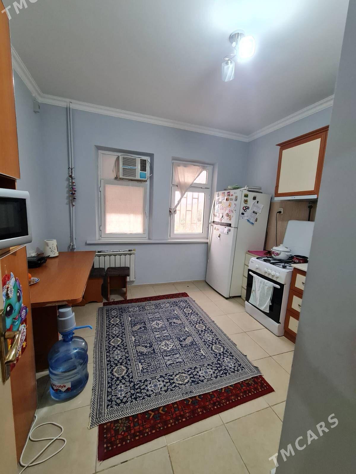 Mir7/2    2-nji etaž 3 komnat - Ашхабад - img 1