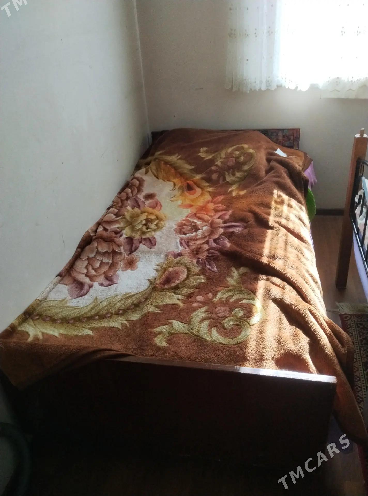 кроват - Туркменабат - img 1