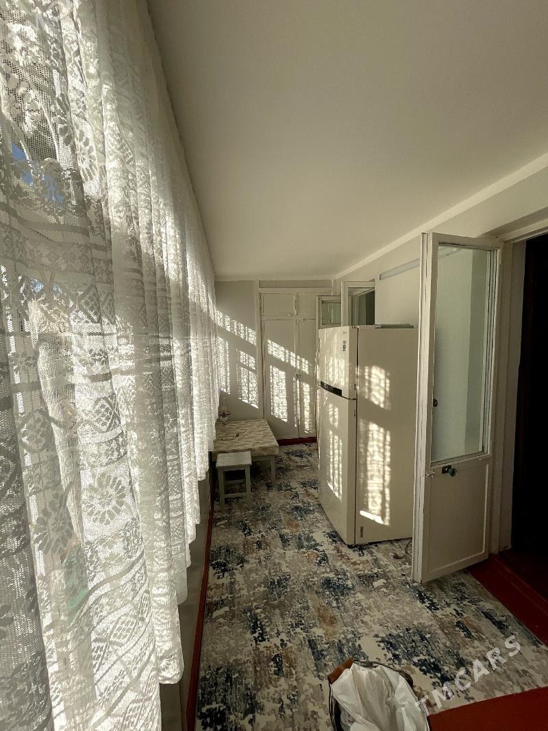 10 MKR 🟪 - Aşgabat - img 1