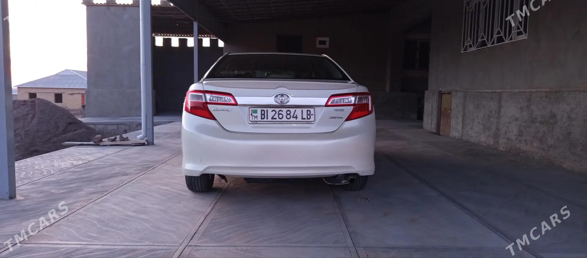 Toyota Camry 2012 - 210 000 TMT - Койтендаг - img 1